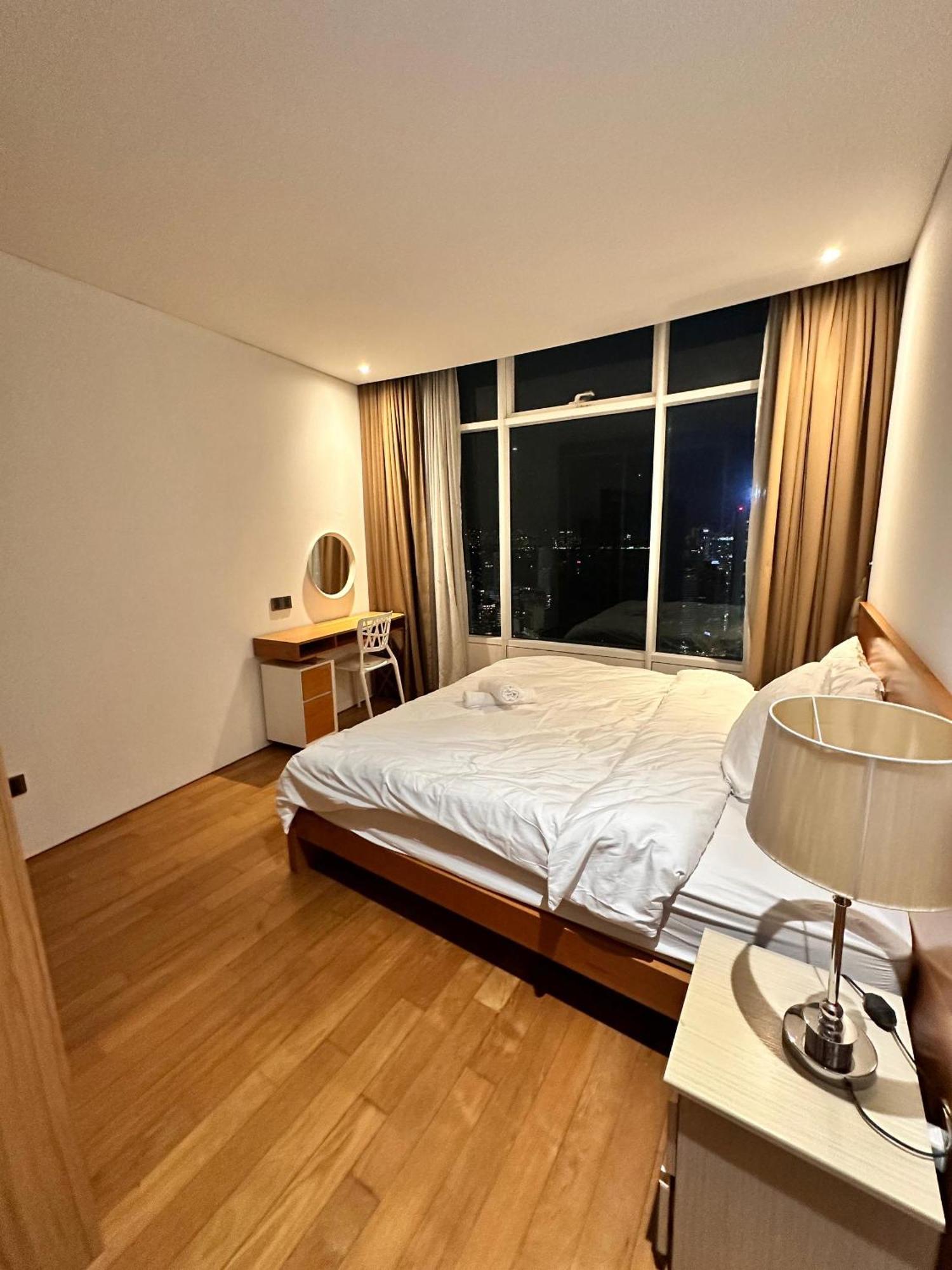 Vortex Hotel Suites Klcc At Kuala Lumpur City Center Екстериор снимка