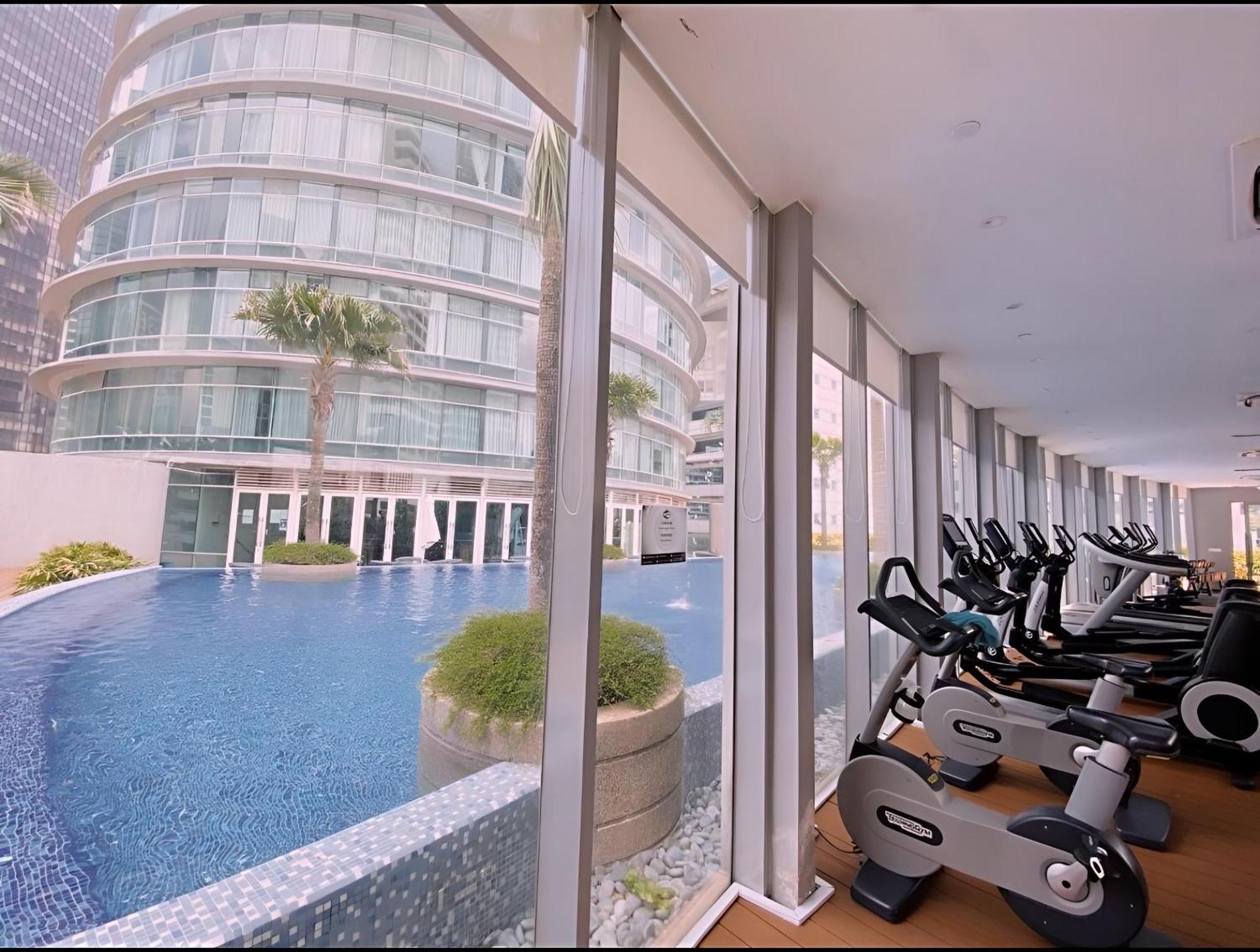 Vortex Hotel Suites Klcc At Kuala Lumpur City Center Екстериор снимка
