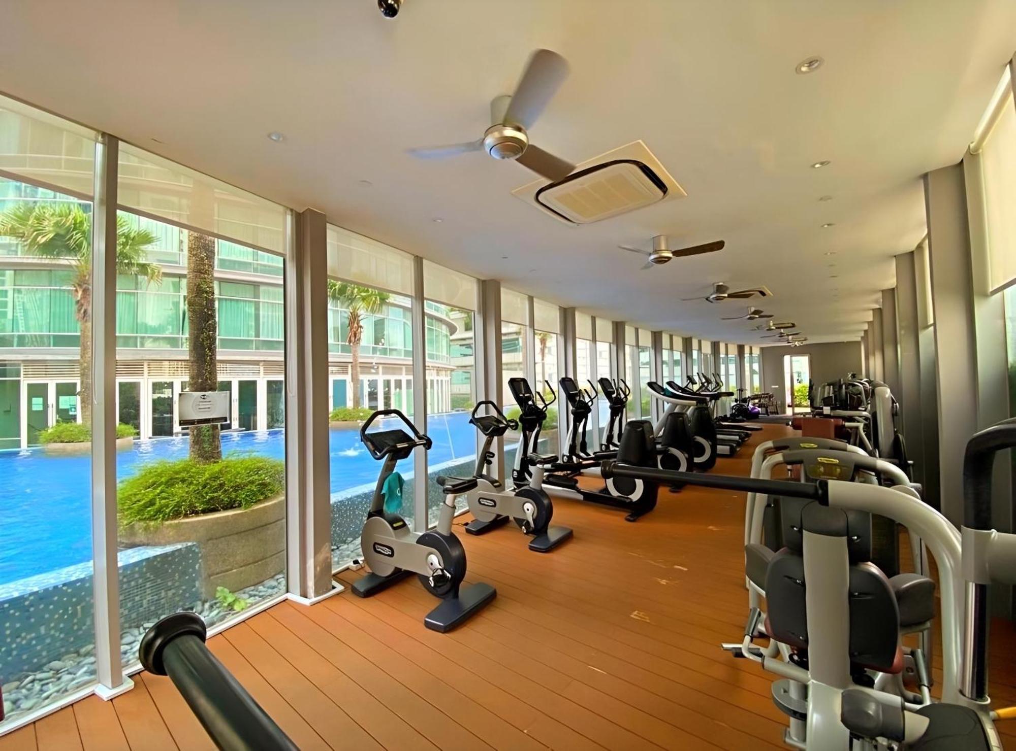 Vortex Hotel Suites Klcc At Kuala Lumpur City Center Екстериор снимка